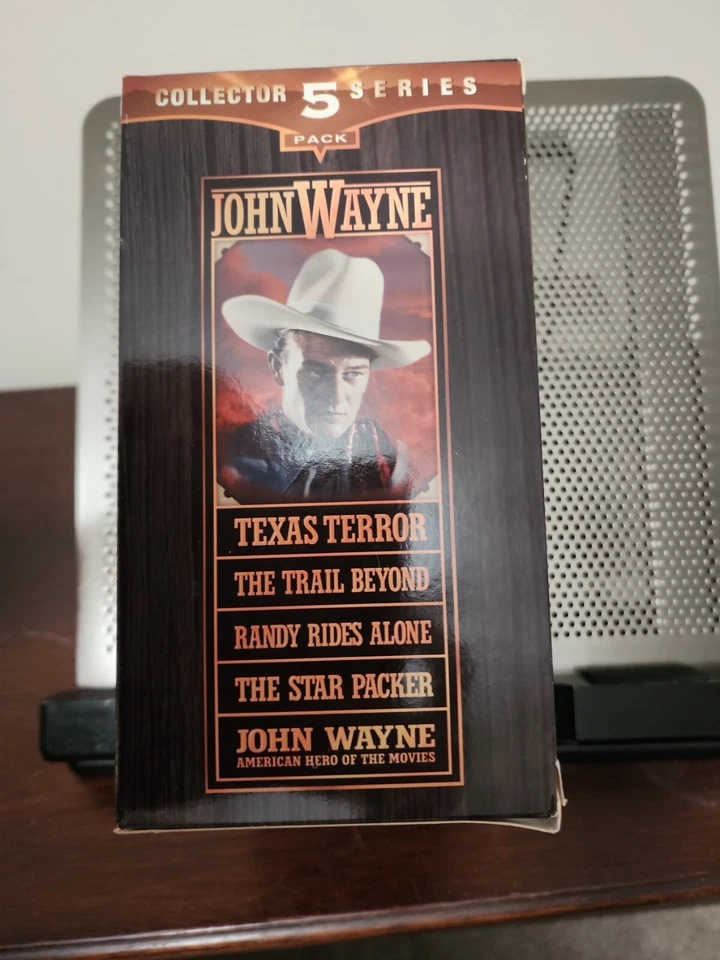John Wayne Collector Series 5 Pack Box Set VHS (1934-35) - Image 2 of 4