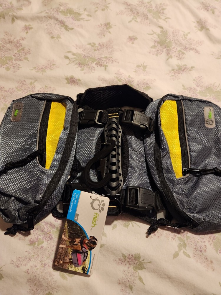 Dog  Harness Fresh Pet Trail Pack  NWT Size S/P