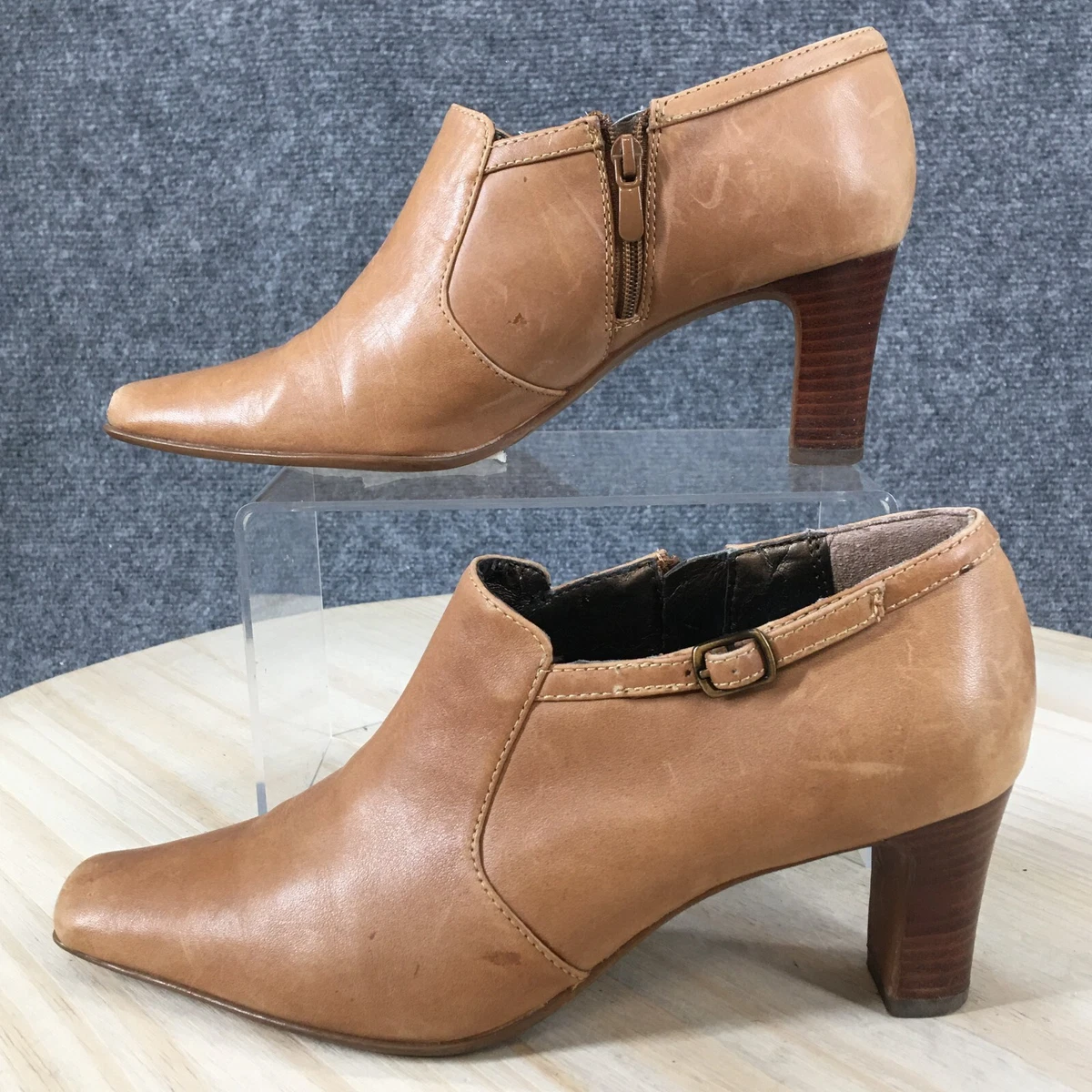 Liz shop claiborne booties