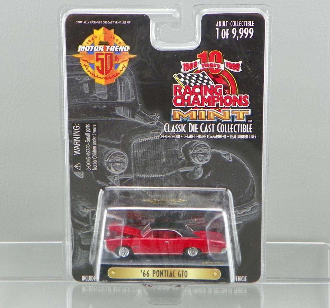 ミニカー(racing　champion) Racing Champions 1999 Diecast 1/64 Motor Trend 50th #205 Red
