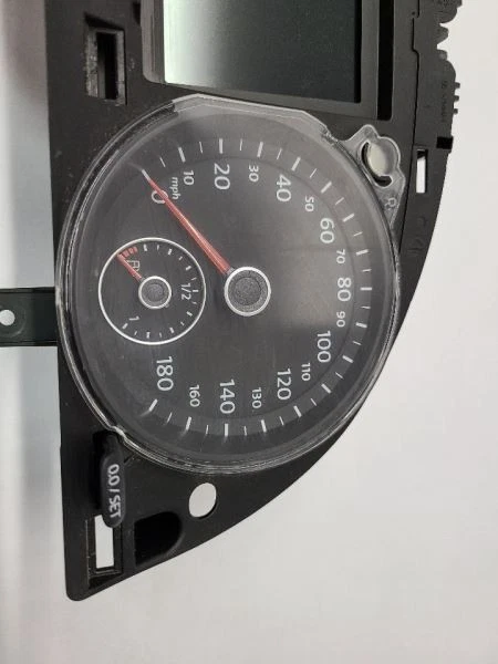 Volkswagen CC 2010 2011 velocímetro Foto 4 de 4