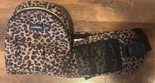 TushBaby Hip Seat Baby Carrier with Mesh Bottle Pocket Leopard Print Cheetah 