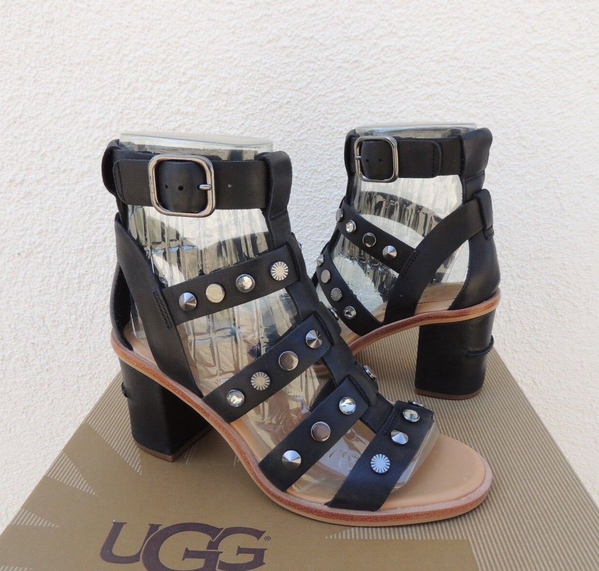 UGG W BLISS STUDDED BLING 6.5 モカシン UGG W BLISS STUDDED