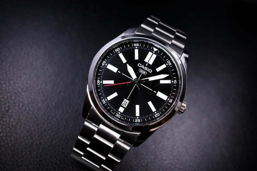 Montre décontractée pour homme Casio MTP-VD02D-1E noire analogique à
