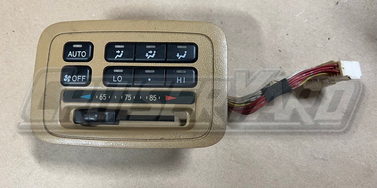 Toyota Land Cruiser UZJ100 OEM Rear AC Control 88610-60130