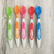 Munchkin Lot of 5 Soft Tip Baby Infant Spoons Plastic