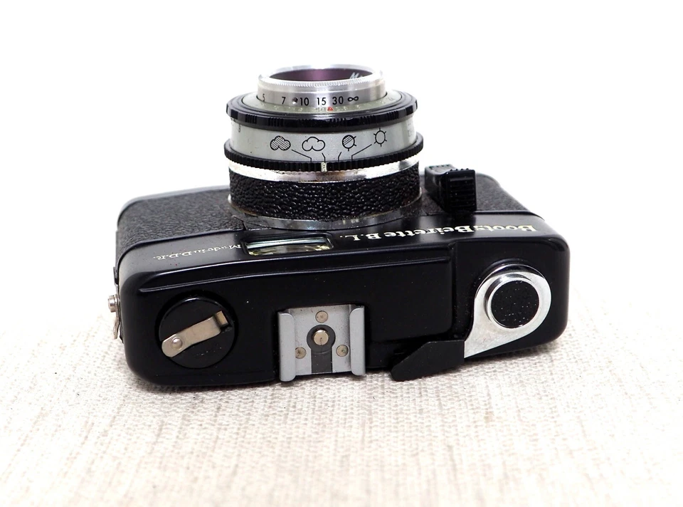 Vintage BOOTS BEIRETTE BL 35mm film viewfinder camera with case lomo retro - Image 4 of 4