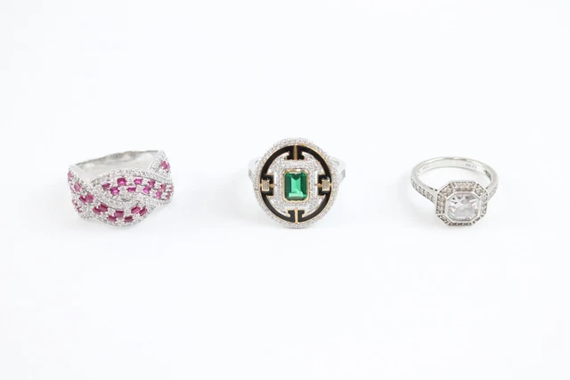 14 Sterling Silver Rings Green Paste Tova *Synthetic Ruby x 3 (15g)