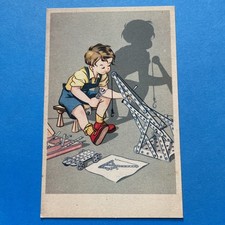 BIMBO ALLE PRESE X COSTRUZIONE DI OGGETTI- CARTOLINA FORMATO PICCOLO A COLORI
