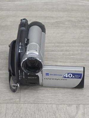 Sony Handycam DCR-DVD108 Camcorder 40x with original Battery Working Tested 