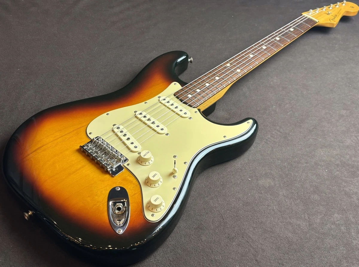 Fender Classic Series 60s Stratocaster for sale | eBay