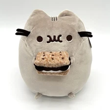 Pusheen S’mores Plush RARE 2017 It’Sugar Exclusive Gund Cat Holding Smore NWT