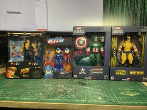 KITHウルバリンとKITHキャプテンアメリカ　2点セット Kith×マーベル×カプコンとアシックスのスニーカー、アイアンマンや