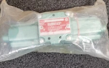 NOS Asco Numatics Solenoid Valve 12DSA4-0A13T 120VAC 0.17A 12DSA4000A13T OA13T