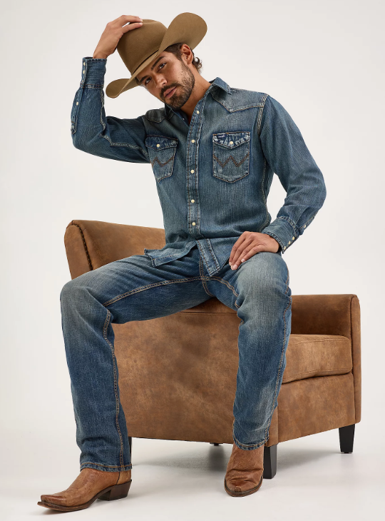 WRANGLER Cowboy Cut Long Sleeve Western Denim Snap Work Shirt Color Antique Blue