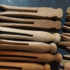 Lot Of 25 Assorted Vintage/ Antique  Wooden Clothes Pins Rounded Flat Wood 4" — photo 4