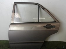 Porte arrière et accessoires Mercedes 190