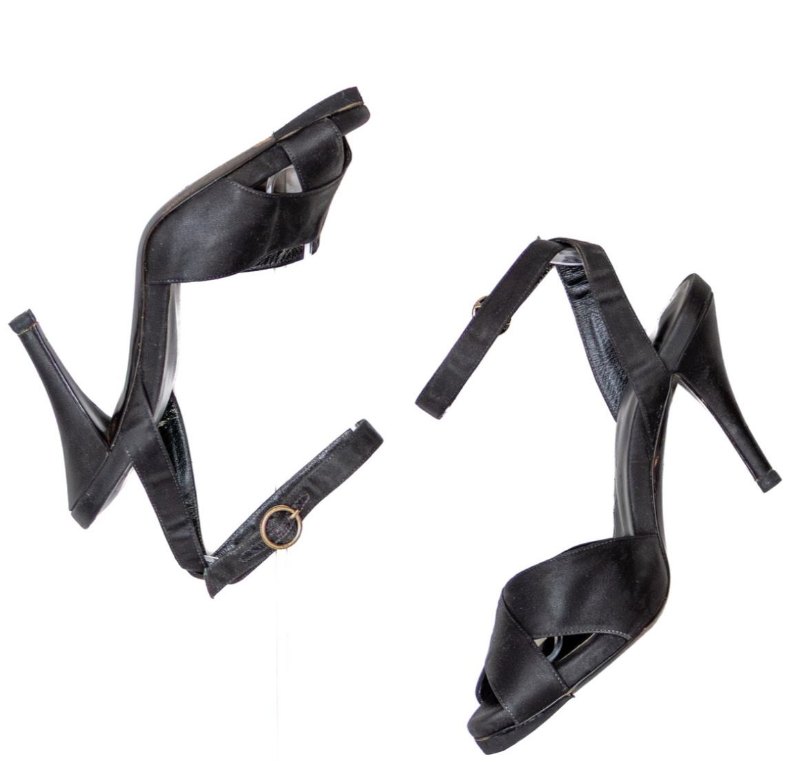 Sandali vintage Yves Saint Laurent neri con cinturino alla caviglia in raso e tacco alto taglia 36 5