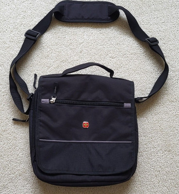 SWISSGEAR by Wenger Mini Messenger Bag Black SA1805 - Adjustable Shoulder Strap