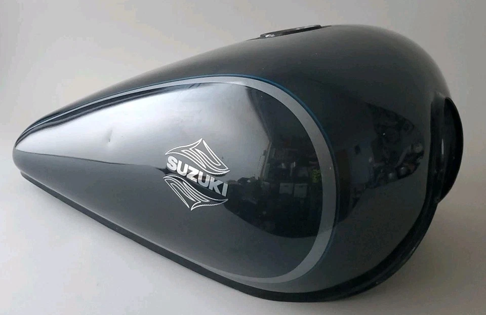 Suzuki GZ250 2002 OEM tanque de combustible carrocería de gasolina GZ 250 pintura de fábrica Foto 3 de 4