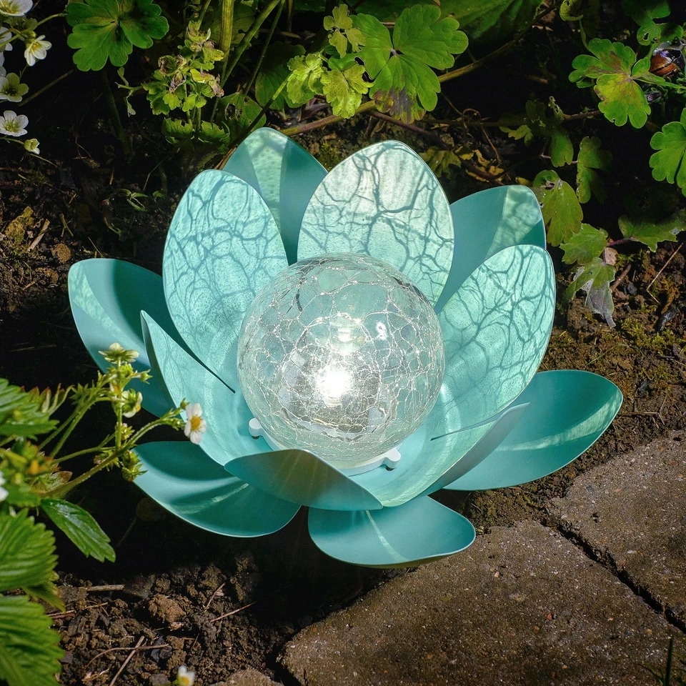 Auraglow Solar LED Garden Metal & Glass Waterlily Lotus Light Outdoor Table Lamp - Image 2 of 4