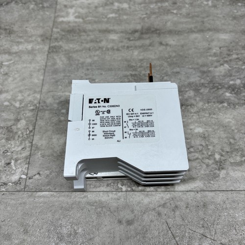 Relé de sobrecarga bimetálico Eaton C306DN3B, 3 polos 32 amperios, nuevo - Imagen 4 de 9
