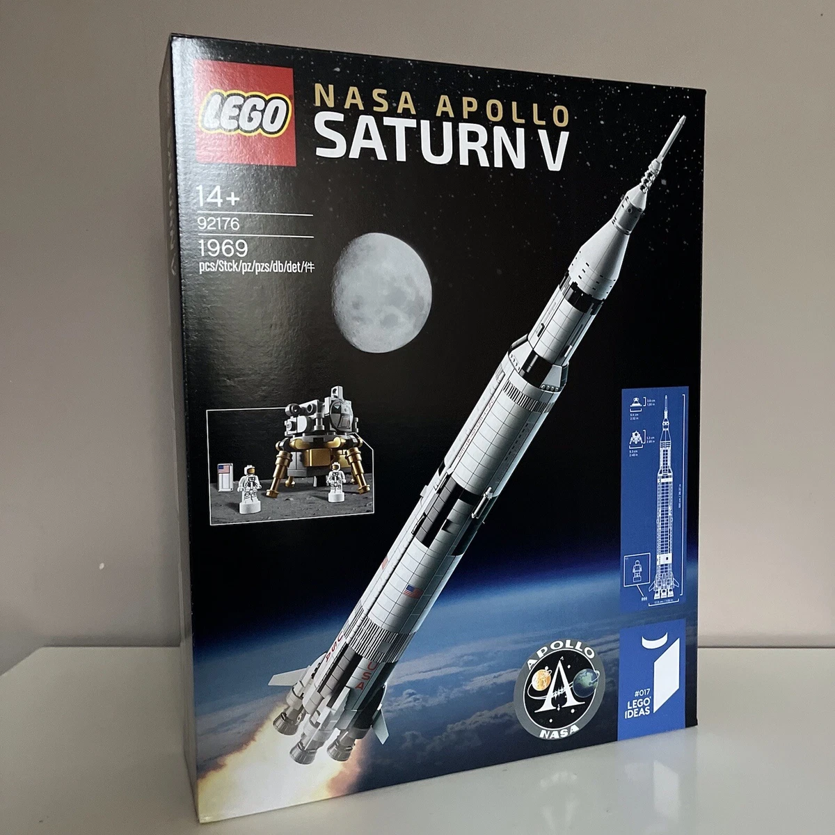 Saturn lego 2025