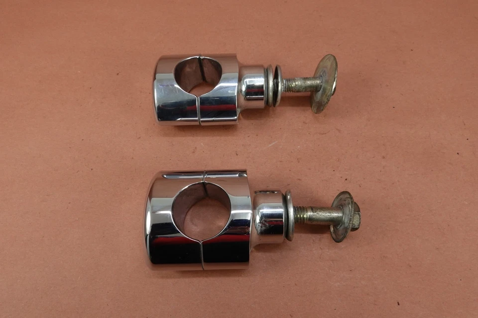 Elevadores de manillar cromados Harley Davidson Road King 2007-2008 FLHRCI Foto 4 de 4