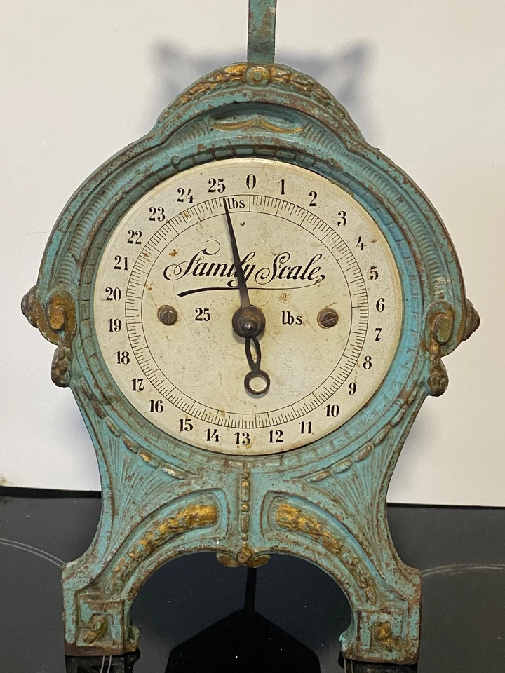 Antique Family Scales  -  Kitchen Scales VINTAGE Retro - Heavily Patinated - Image 2 of 4