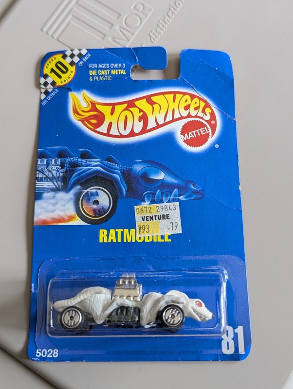 Hot Wheels RATMOBILE (White) 1991 Blue Card #81