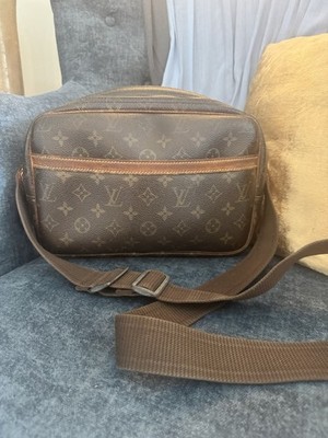 Louis Vuitton Monogram Brown Reporter PM Crossbody Bag. Date code SP0040