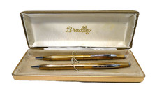 VINTAGE BRADLEY PEN AND MECHANICAL PENCIL MARK II GOLD TONED METAL IN CASE
