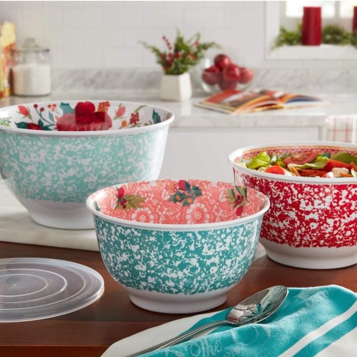 The Pioneer Woman 10-Piece Melamine Batter Bowl Set, Holiday Floral White 