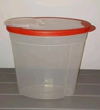 Rubbermaid Servin' Saver Dry Goods Cereal Keeper Clear Red Trim 1.5 Gal #556-P2