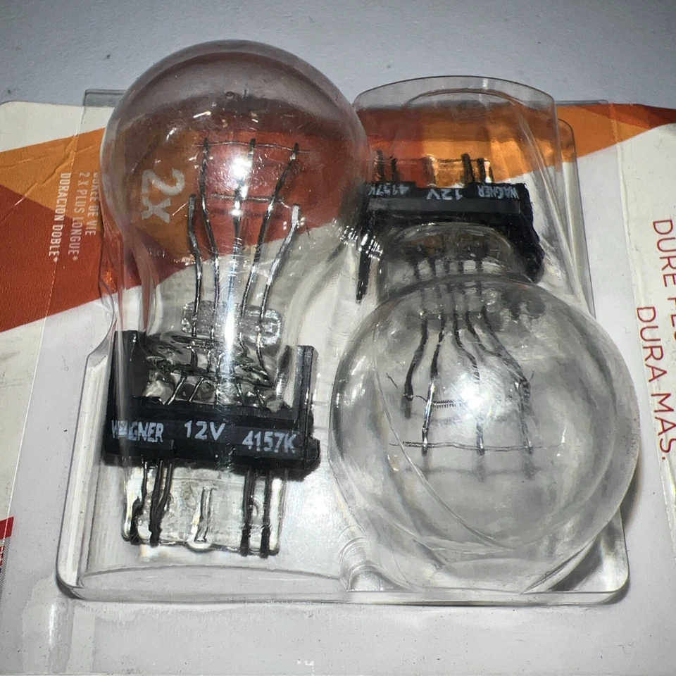 LOTE DE 2 BOMBILLAS WAGNER BP4157LL para Ford Lincoln Mazda Mercury Saab Foto 2 de 4