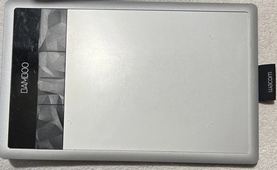 Wacom Bamboo Capture Stylus Pen & Touch Tablet CTH470 - Image 2 of 4