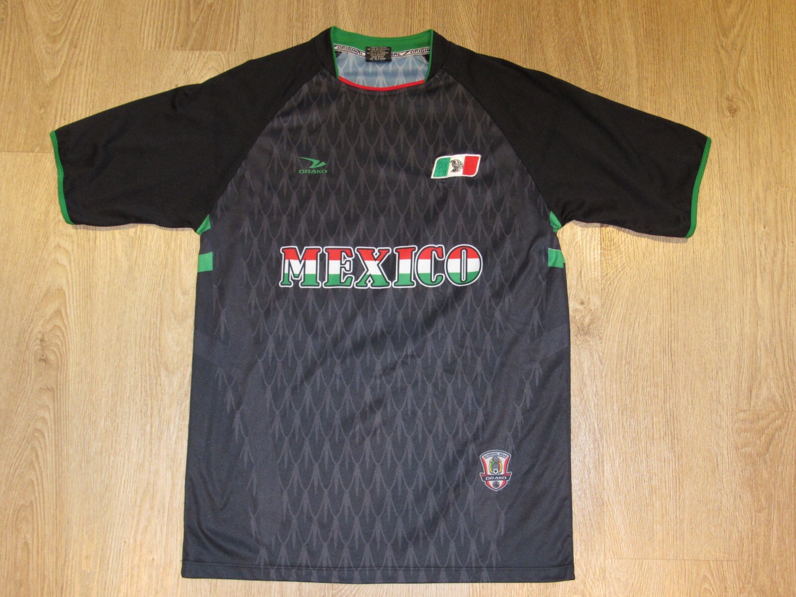 DRAKO ~ Black Soccer Futbol Mexico Jersey ~ Chicharito 14 ~ 1 Size (L)