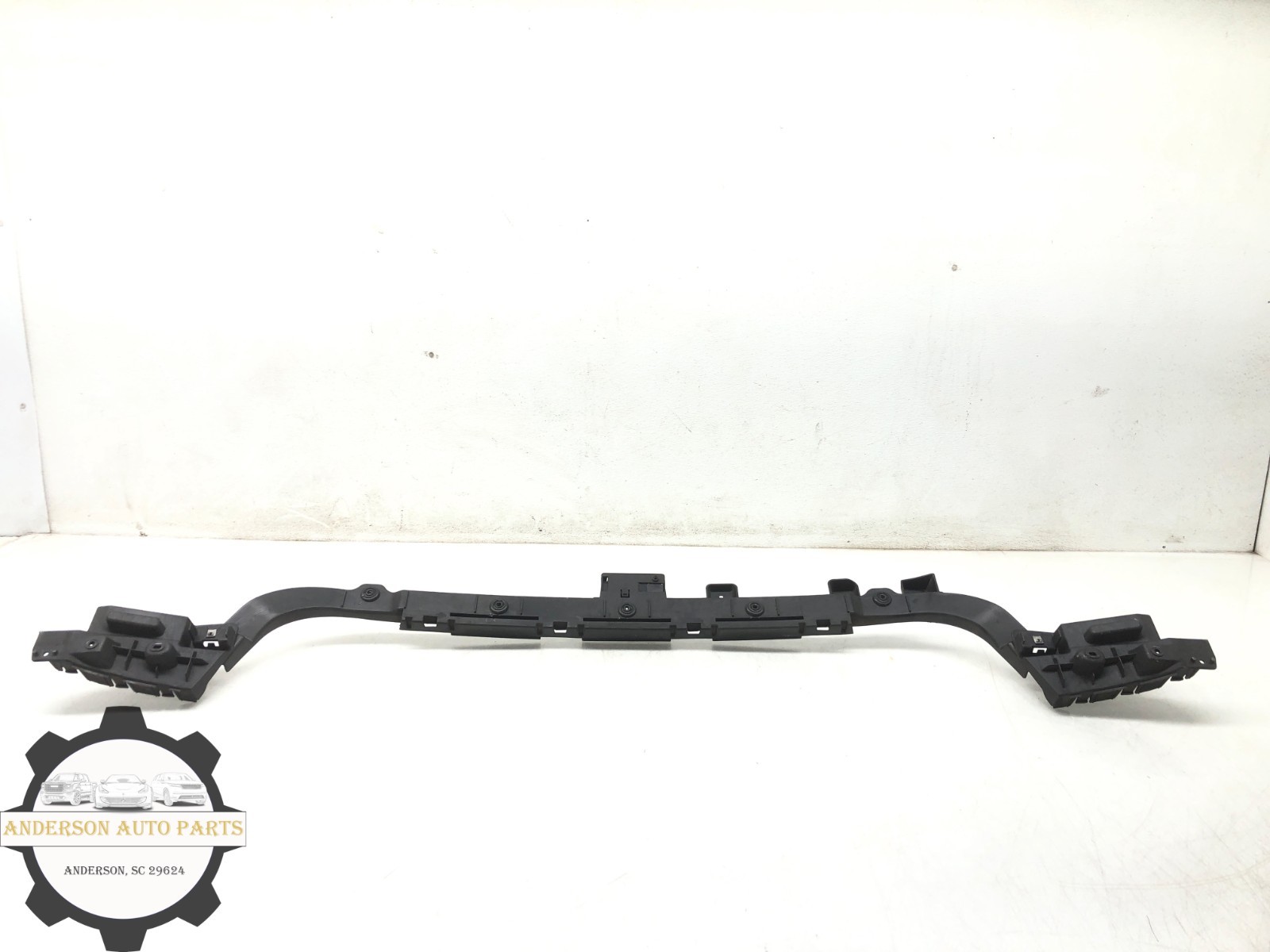 2014-2020 MASERATI QUATTROPORTE REAR BUMPER CENTER SUPPORT GUIDE BRACKET OEM
