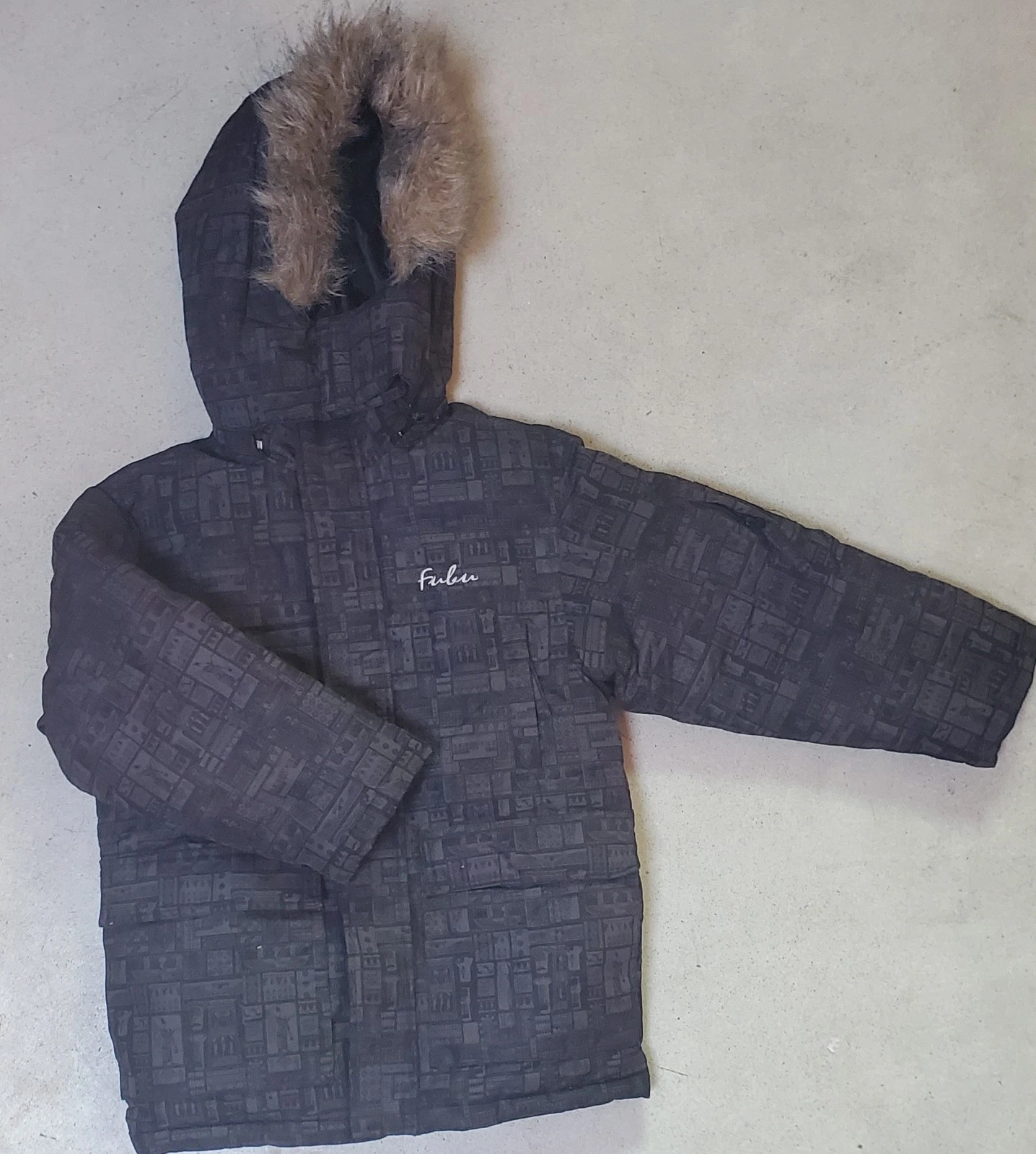 Boy’s Winter Puffer Coat Kids Warm winter Snow Jacket Faux Fur Hood M 7 Down