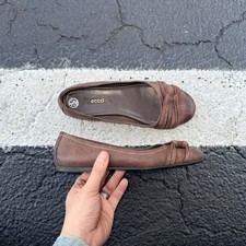 ECCO Ruched Leather Slip-On Flats Brown Women's Size 6.5 / 37 EU
