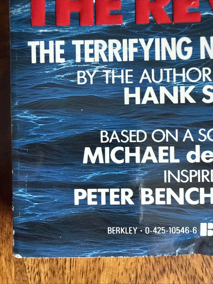 RARE Jaws: The Revenge Hank Searls 1987 First Print Movie Paperback Book Nice! - Image 4 of 4