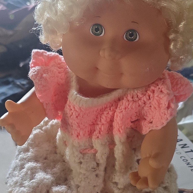 Soft Body Baby Doll Girl Blonde Curly Hair Green Eyes Signed, Outfit