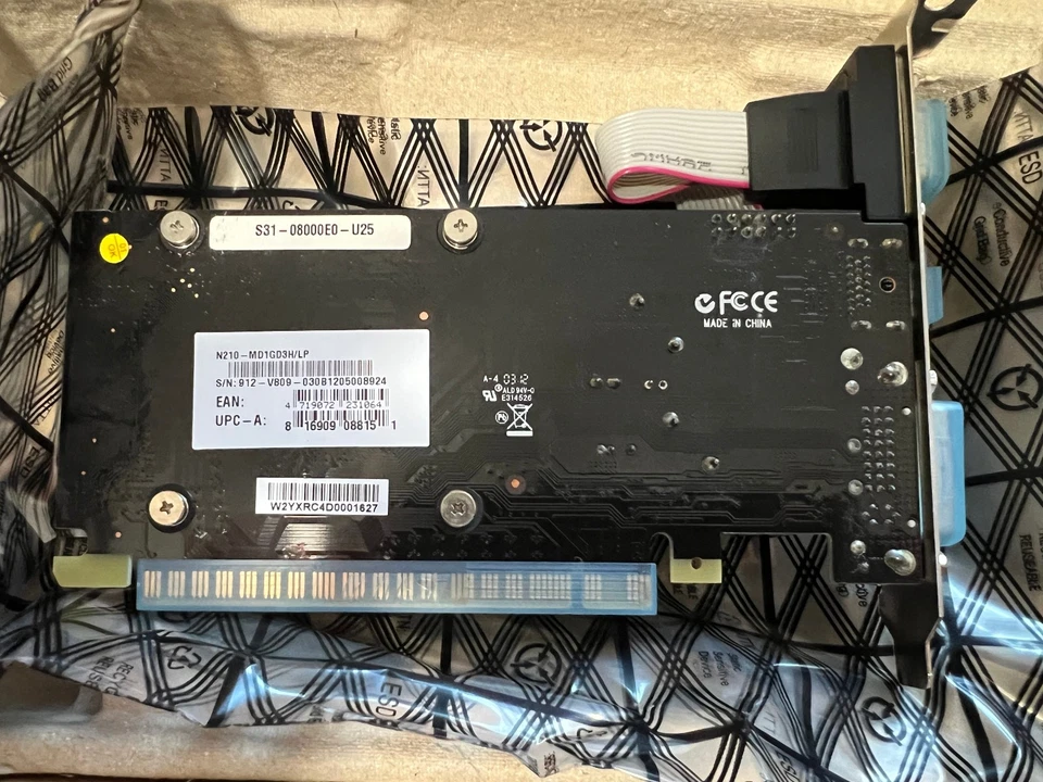 Tarjeta gráfica MSI NVIDIA N210-MD1GD3H/LP 1GB DDR3 D-Sub DVI-I HDMI PCIe Foto 3 de 4