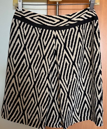 NWT ANN TAYLOR LOFT BLACK PLEATED SILK SKIRT SIZE 0 MINI PLEATED GEOMETRIC
