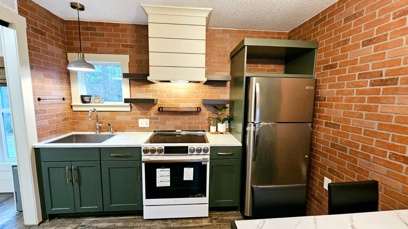 Free delivery Amazing 12x34 400sqft tiny house on wheels farmhouse style - thumbnail 7
