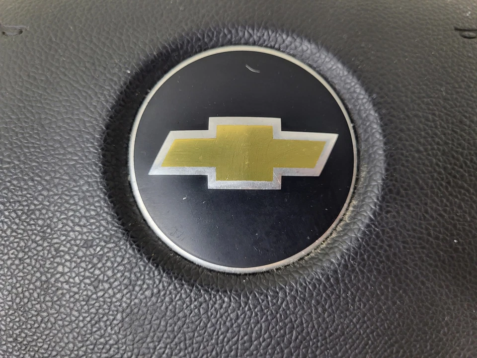 Airbag de volante Chevrolet Tahoe 2011-2012 fabricante de equipamento original LKQ - Imagem 2 de 4