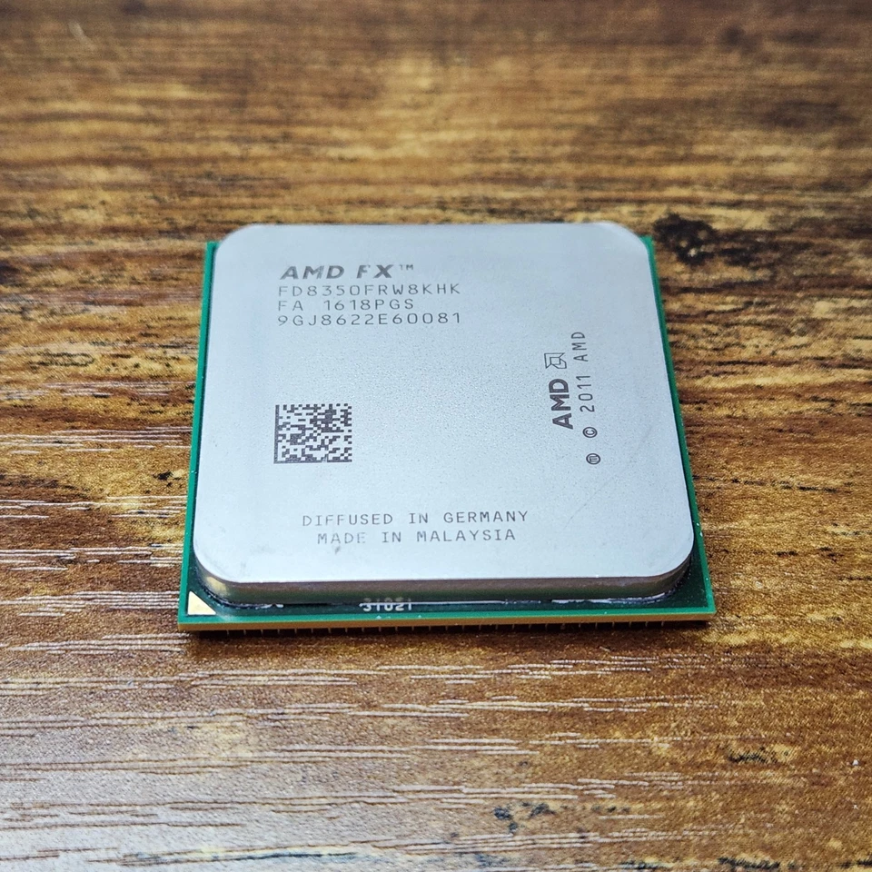 AMD FX-8350 Black Edition 8-Core 4.0GHz CPU AM3+ FD8350FRW8KHK Unlocked - Image 2 of 4