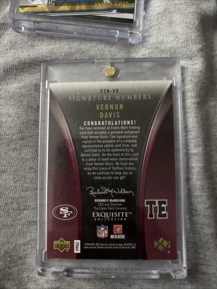 2006 Upper Deck Exquisite Collection Vernon Davis #ESN-VD**RPA**29/85**NM**AUTO* - Image 3 of 4