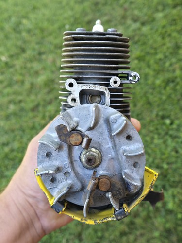 McCulloch Power Mac 6 Engine Cylinder Piston Crankshaft Flywheel Clutch Oil Tank