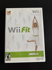 Wii Fit (Nintendo Wii) - Complete w/manual Video Game